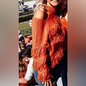 Burnt orange/ Rust sweater